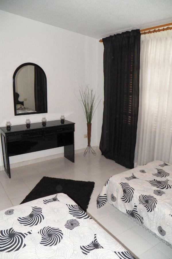 קוסטה דל סילנסיו Coastside Apartment, Amarilla Bay מראה חיצוני תמונה
